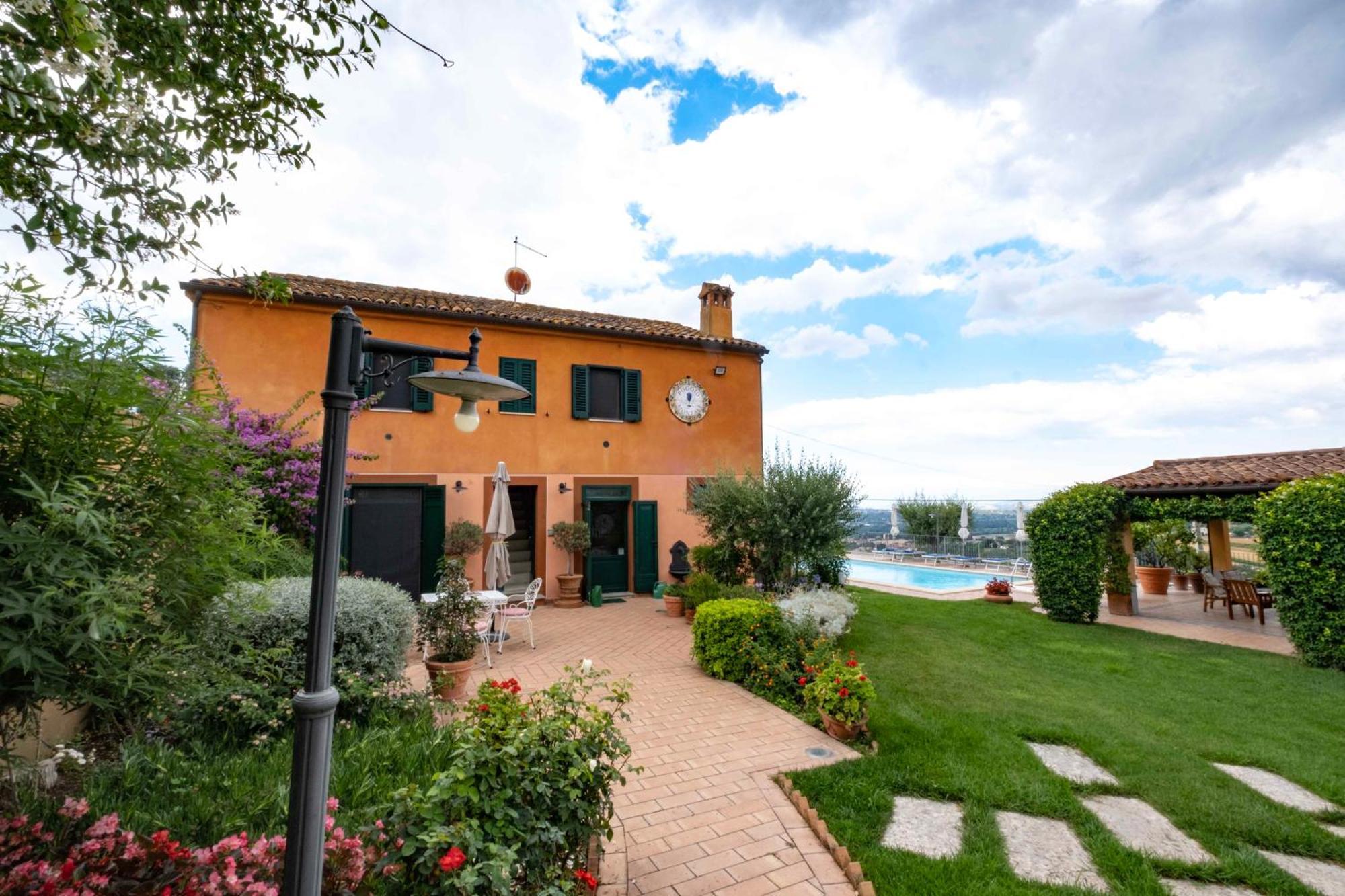 Poggio Montali Villa Monte Roberto Ngoại thất bức ảnh